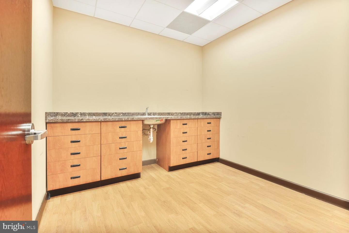 19465 Deerfield Ave #106 Property Photo 6
