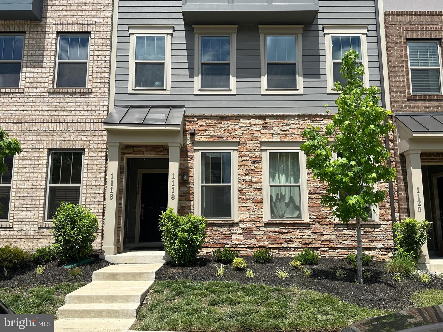 1118 Madeira Ter Se Property Photo
