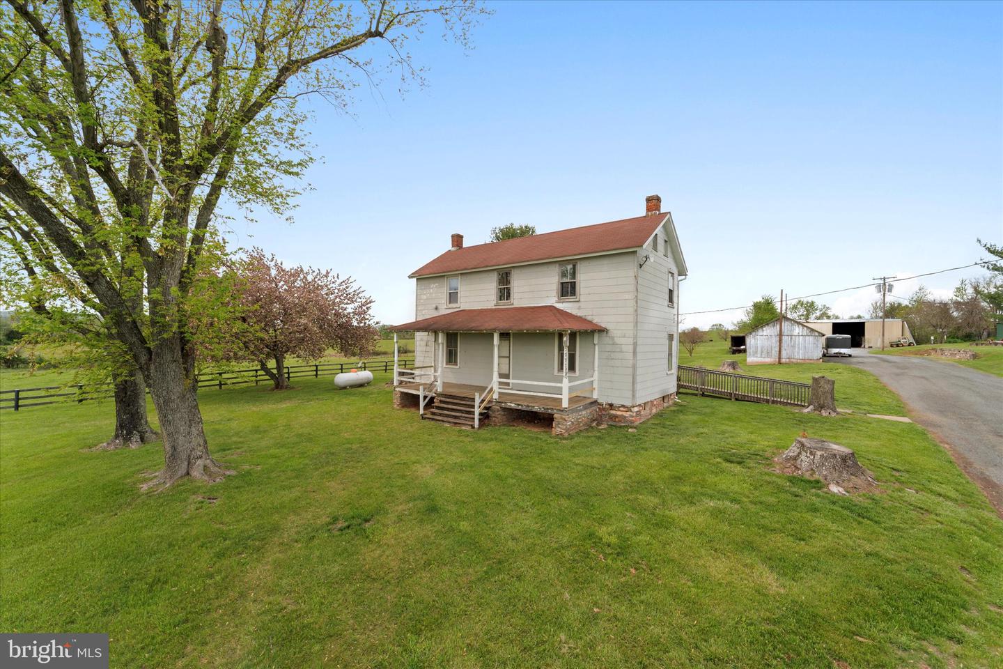 42880 Spinks Ferry Rd Property Photo 7