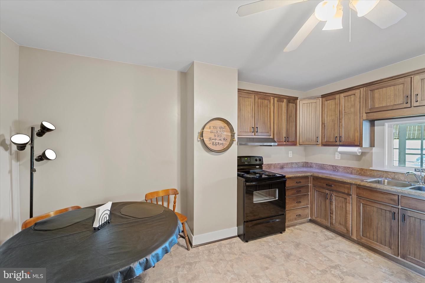 42880 Spinks Ferry Rd Property Photo 21