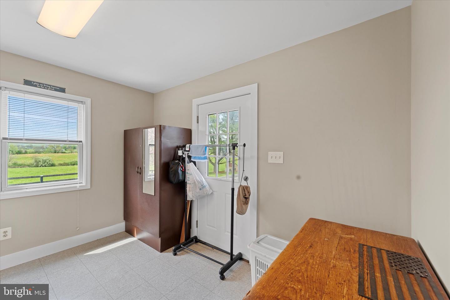 42880 Spinks Ferry Rd Property Photo 25