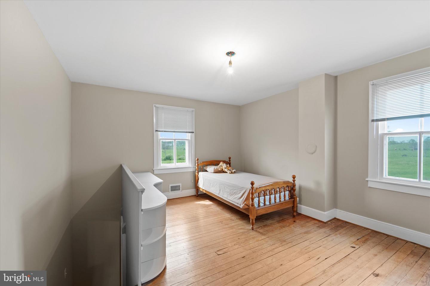 42880 Spinks Ferry Rd Property Photo 35