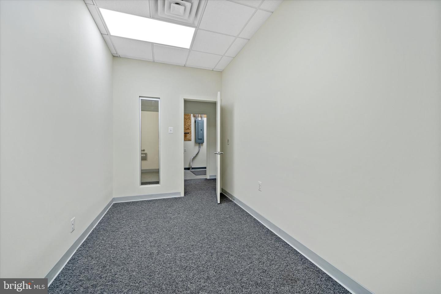 21155 Whitfield Pl #103 Property Photo 18