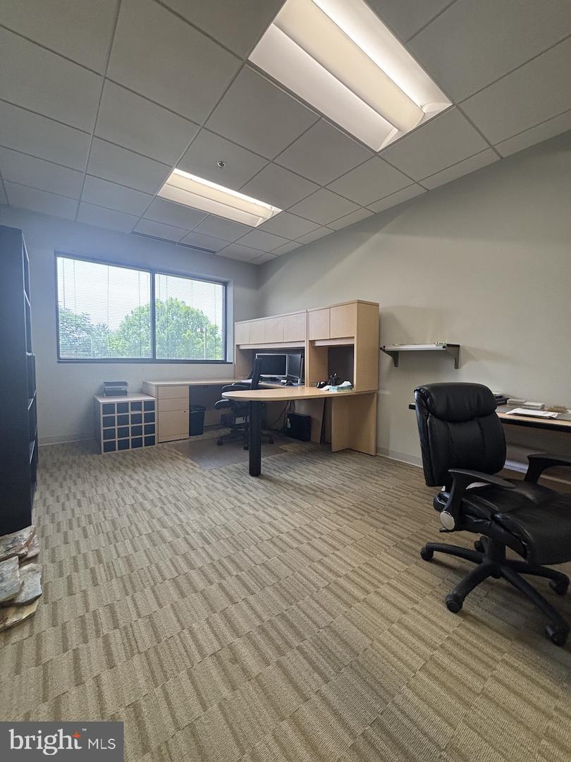 1306 Squire Ct #a Property Photo 13