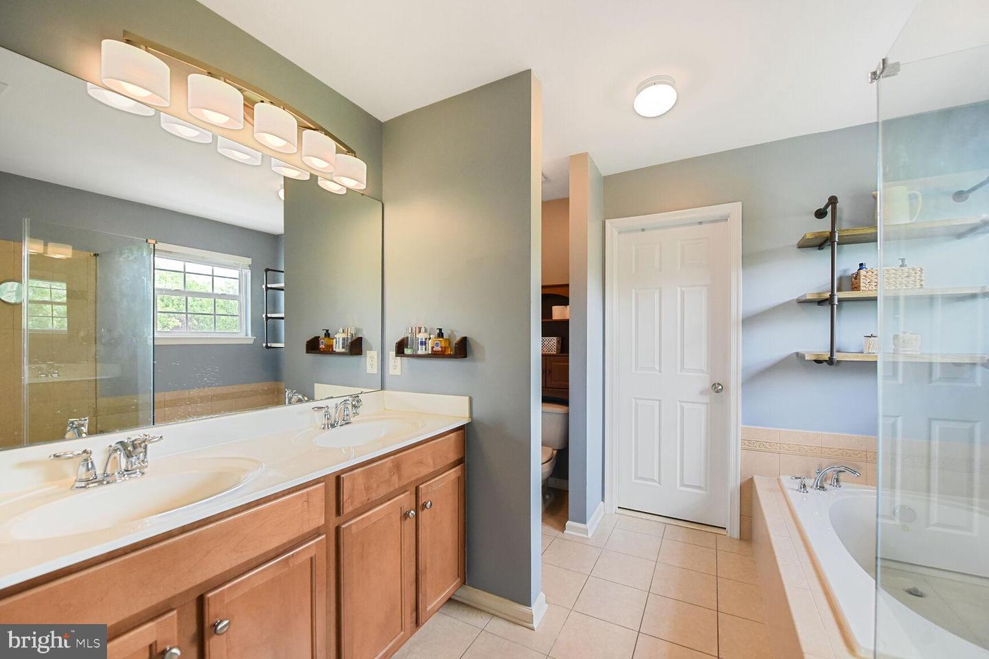 42240 Palm Cove Ct Property Photo 16