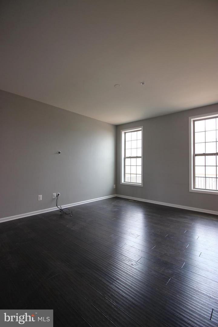 43127 Kendrick Sq Property Photo 11
