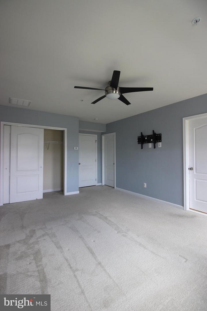 43127 Kendrick Sq Property Photo 13