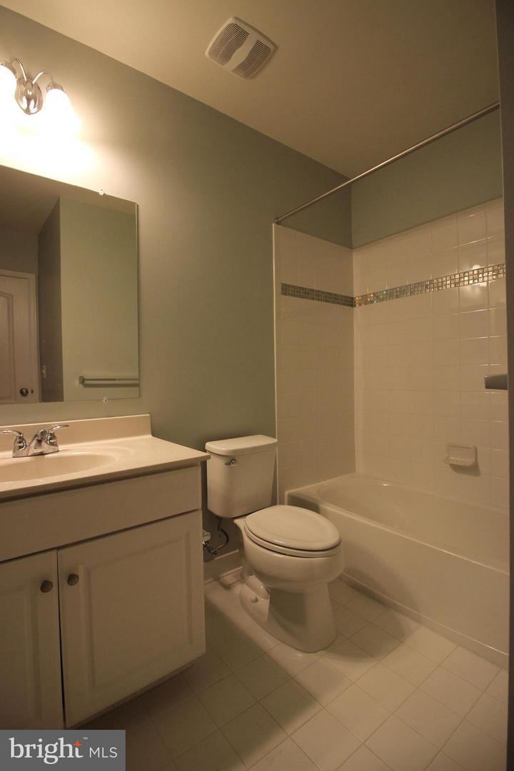 43127 Kendrick Sq Property Photo 18