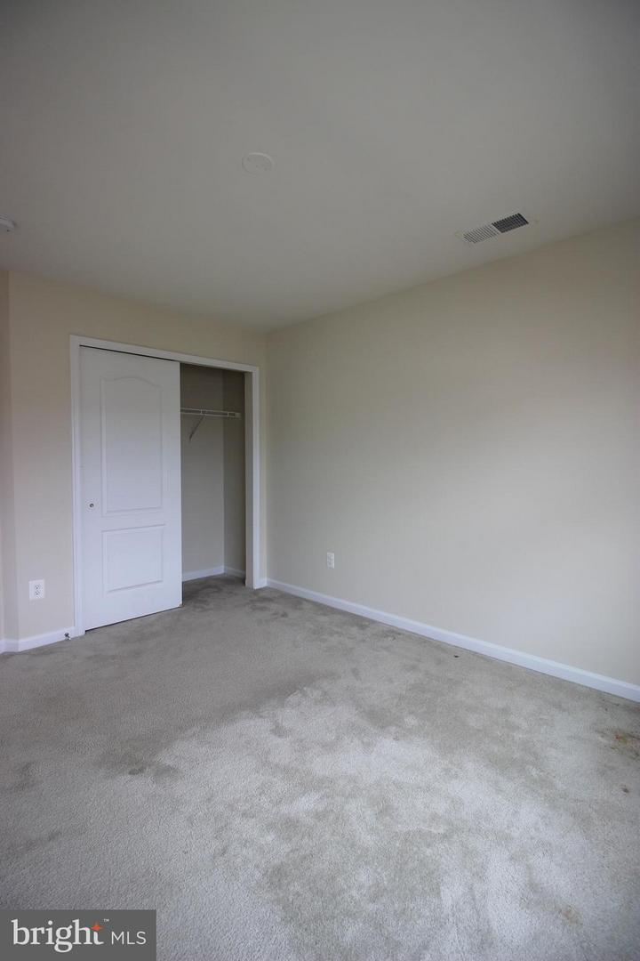 43127 Kendrick Sq Property Photo 20