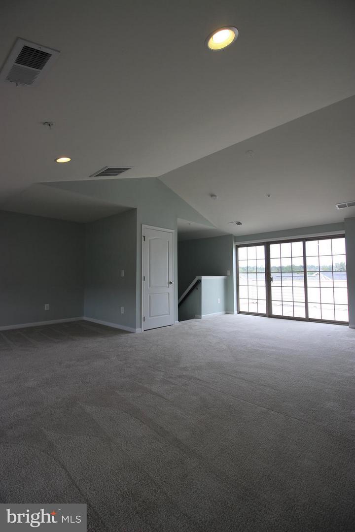 43127 Kendrick Sq Property Photo 23
