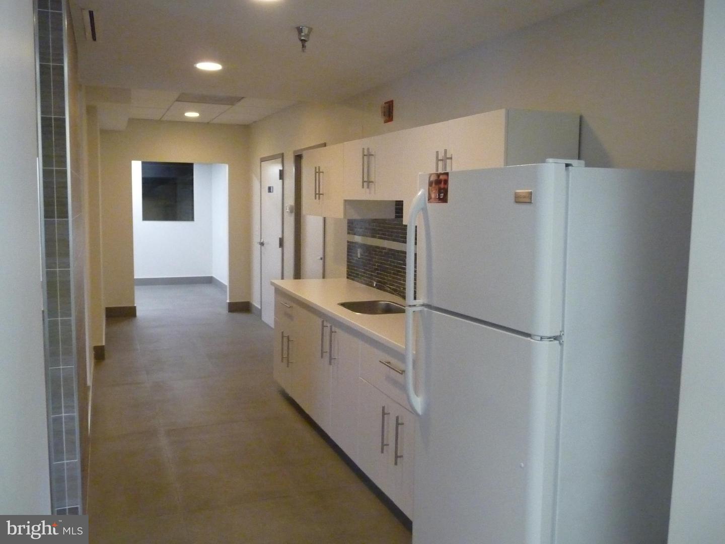 22611 Markey Ct #112 Property Photo 16