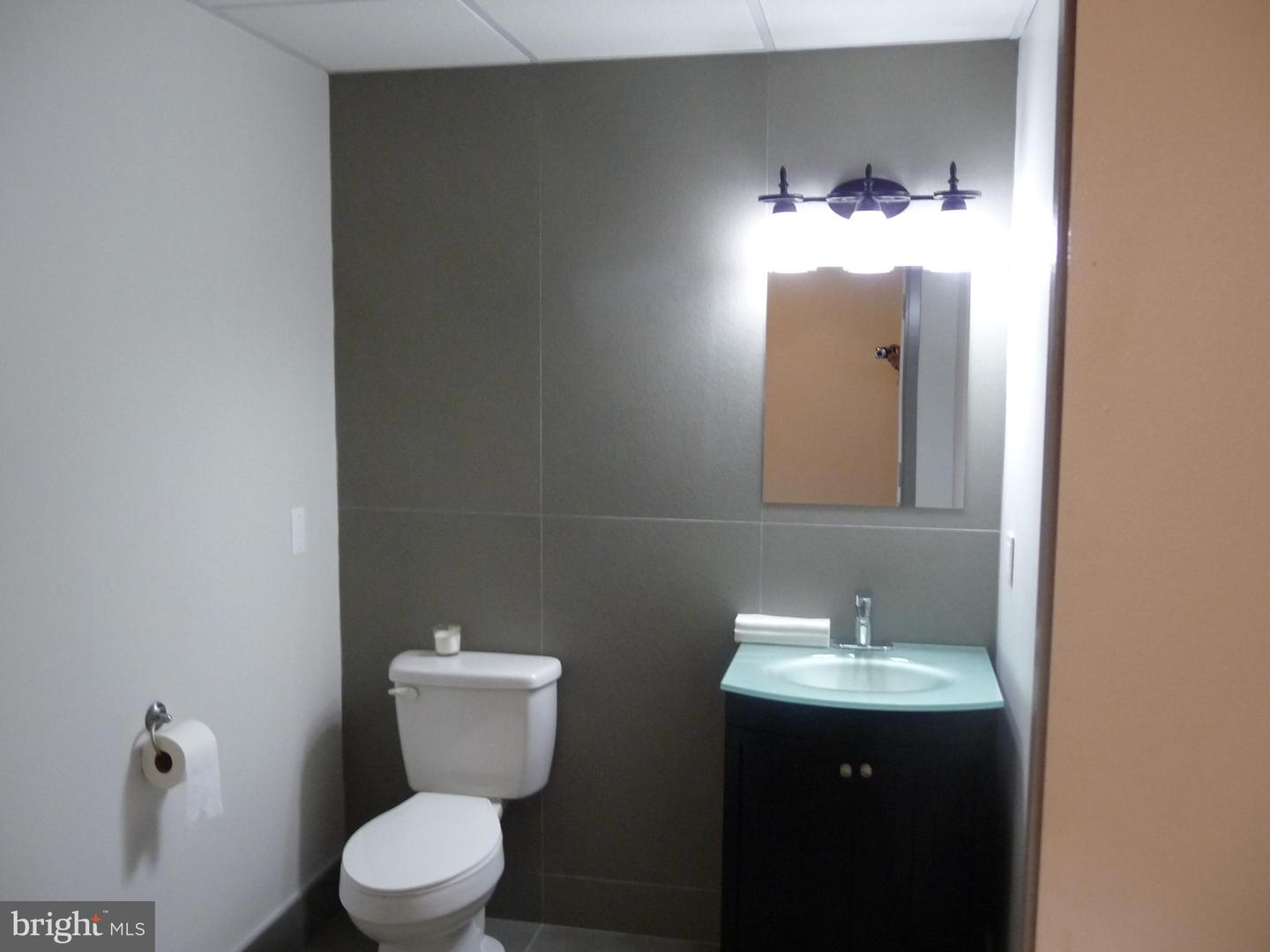 22611 Markey Ct #112 Property Photo 22