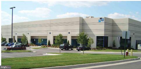 22713 COMMERCE CENTER CT #140