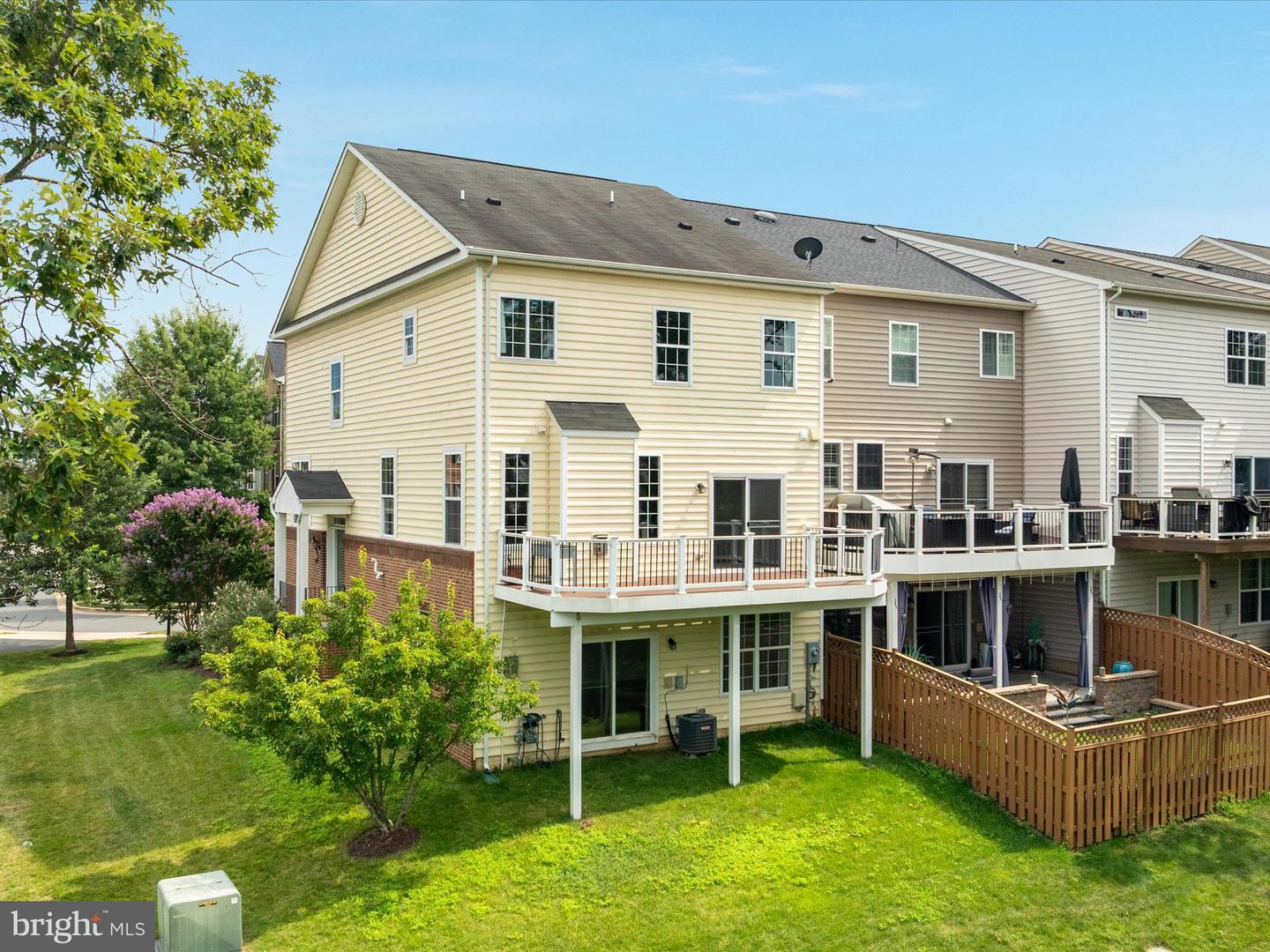 1740 Moultrie Ter Ne Property Photo 46