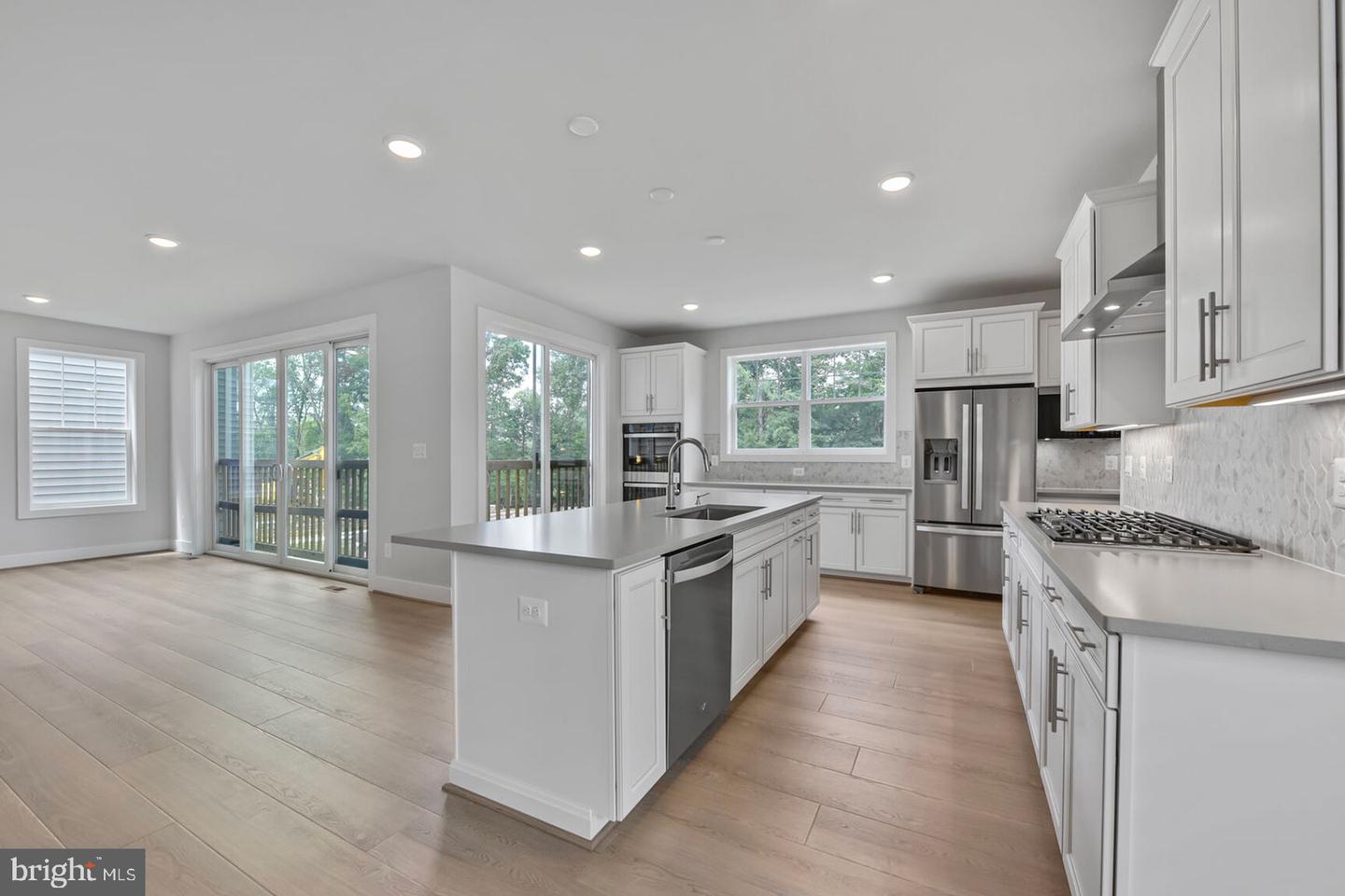 42010 Night Nurse Cir Property Photo 20