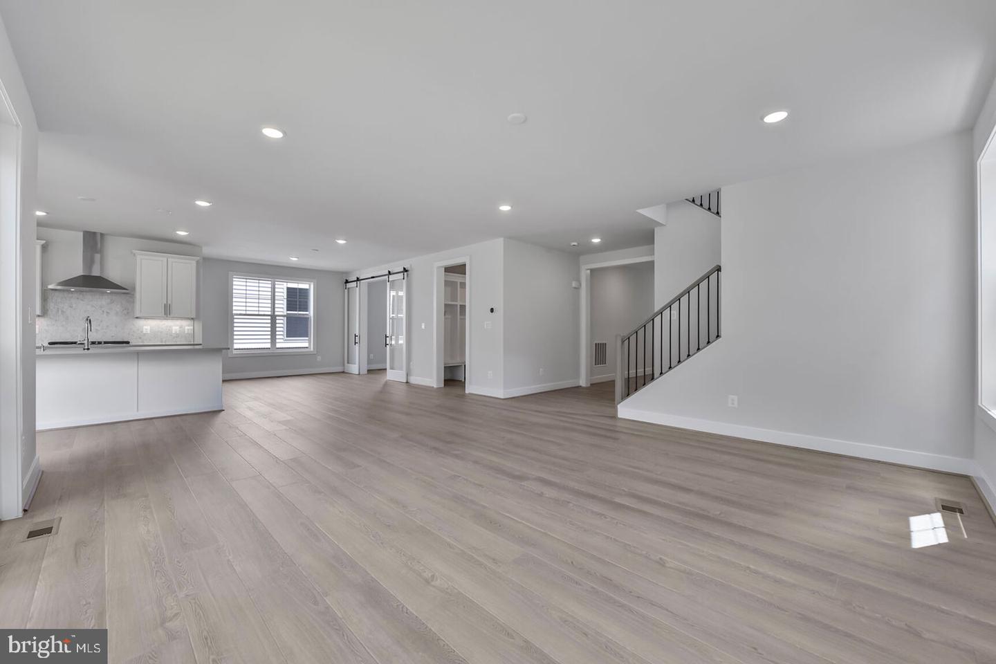 42010 Night Nurse Cir Property Photo 25