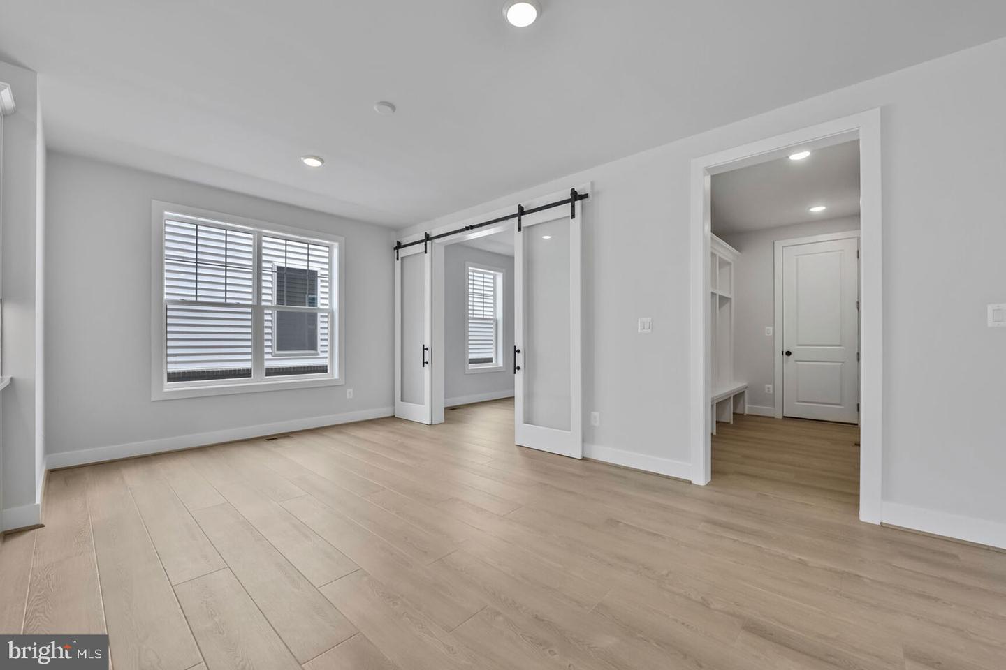 42010 Night Nurse Cir Property Photo 28