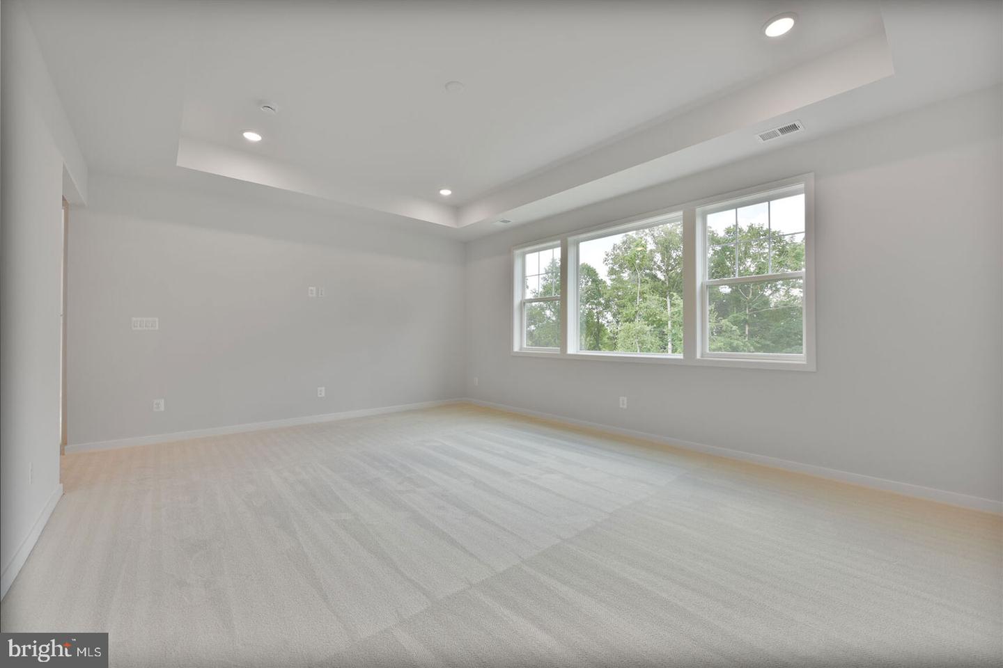 42010 Night Nurse Cir Property Photo 30