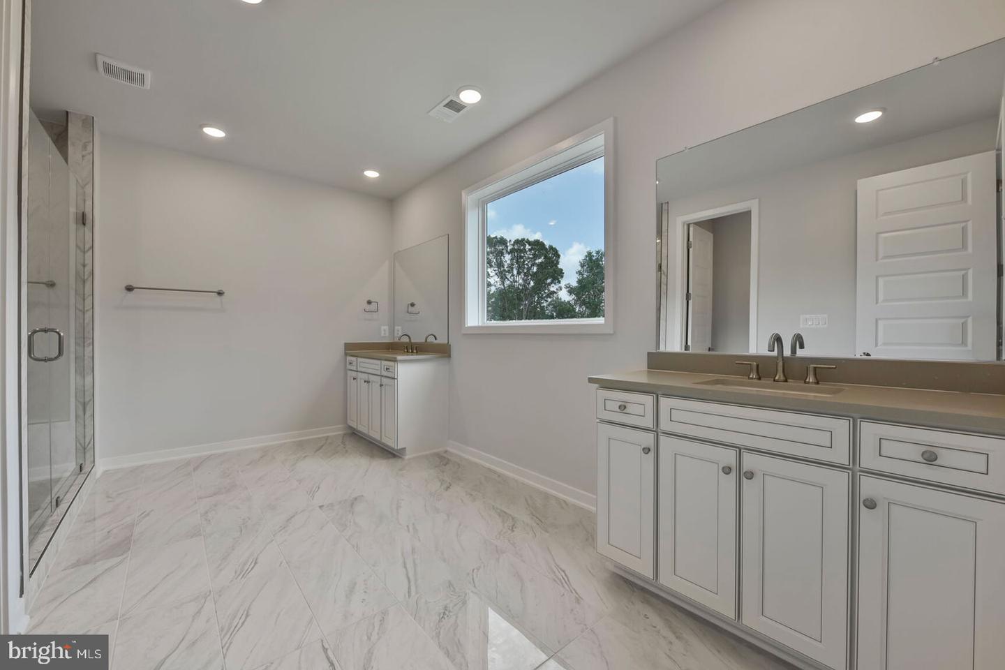 42010 Night Nurse Cir Property Photo 33