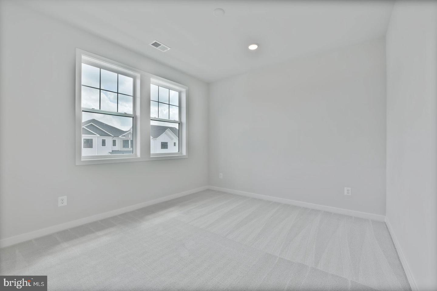 42010 Night Nurse Cir Property Photo 45