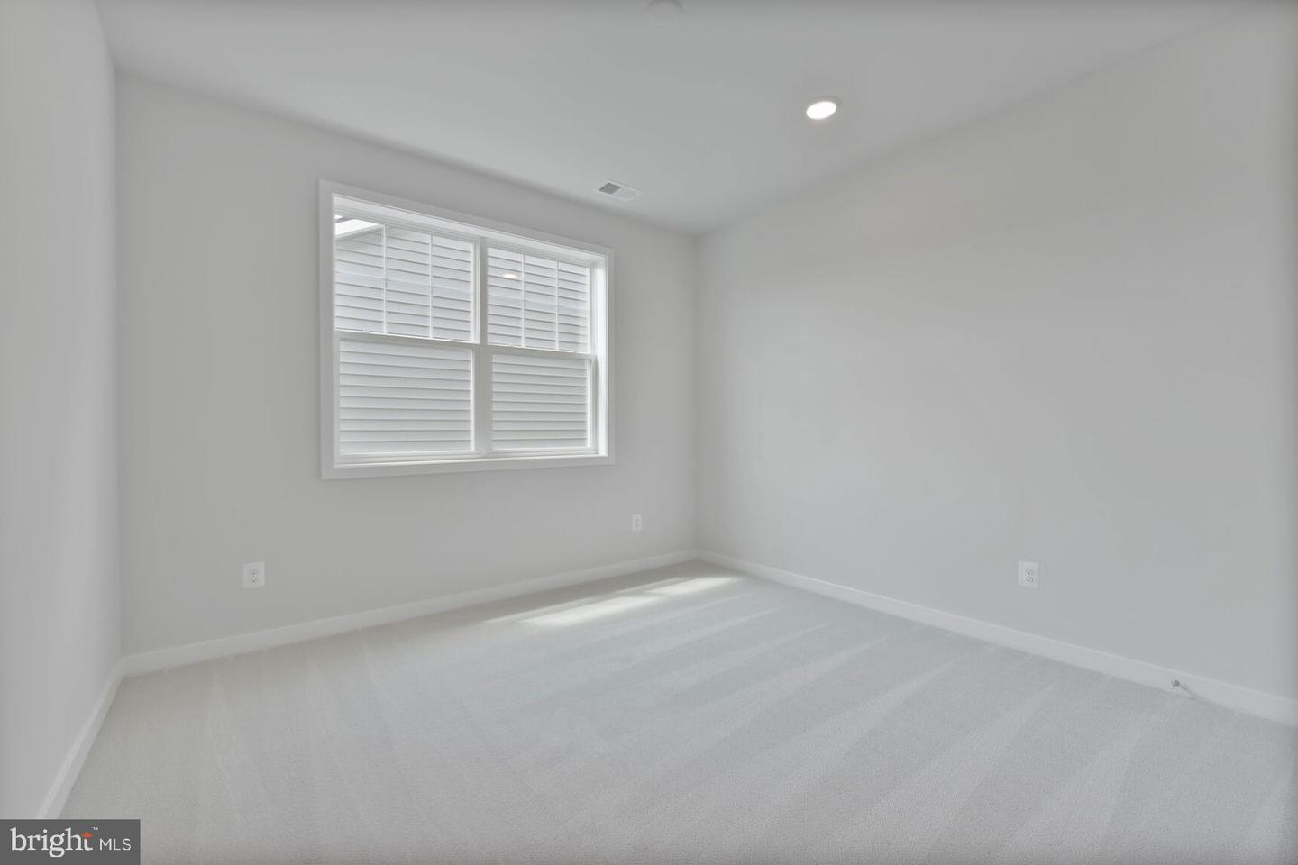 42010 Night Nurse Cir Property Photo 47