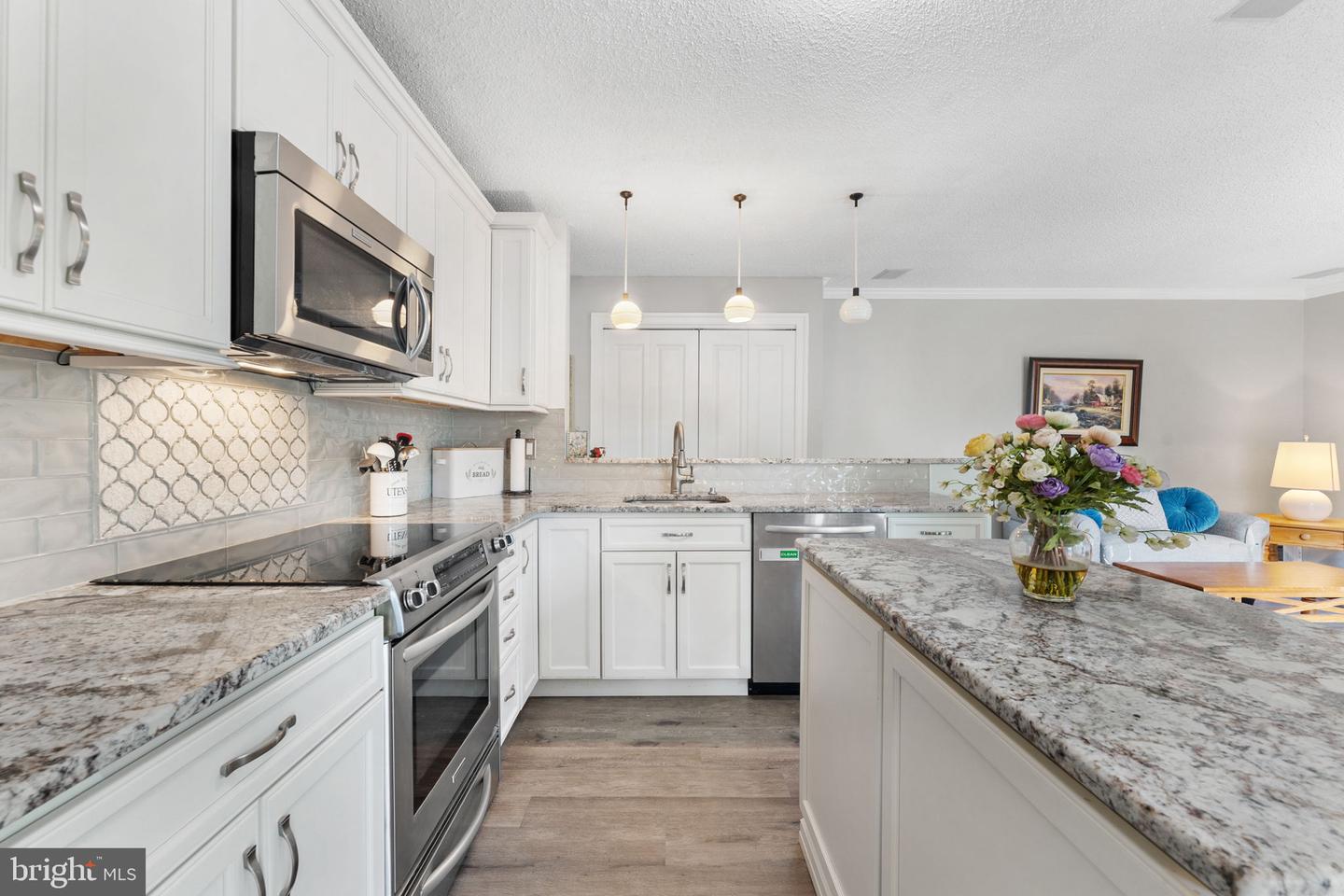 108 Cherry Tree Ct Property Photo 10