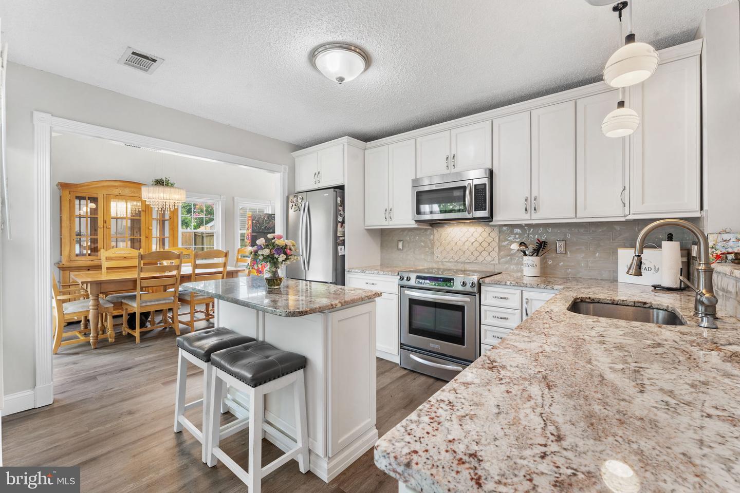 108 Cherry Tree Ct Property Photo 12