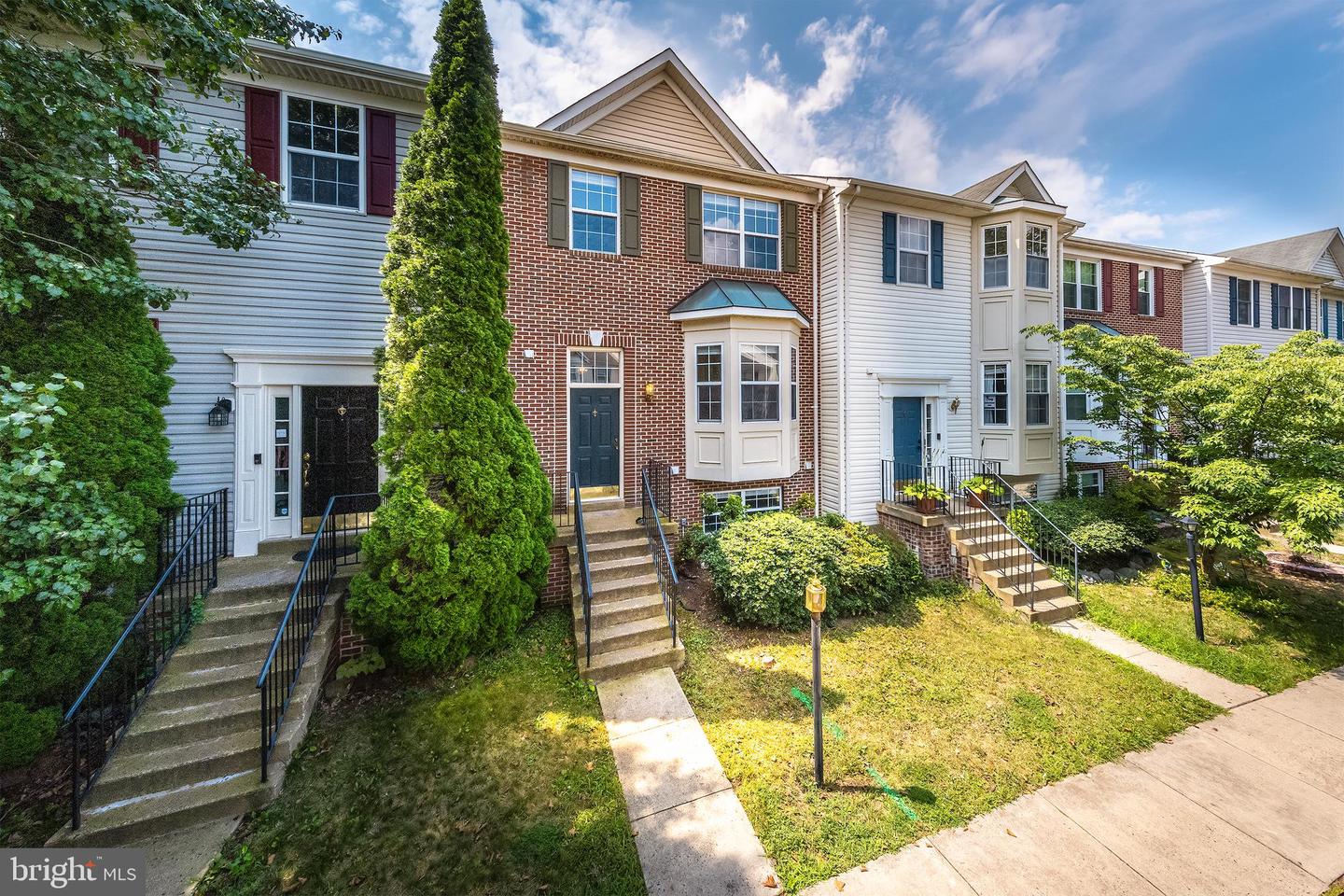 43115 Candlewick Sq Property Photo 1