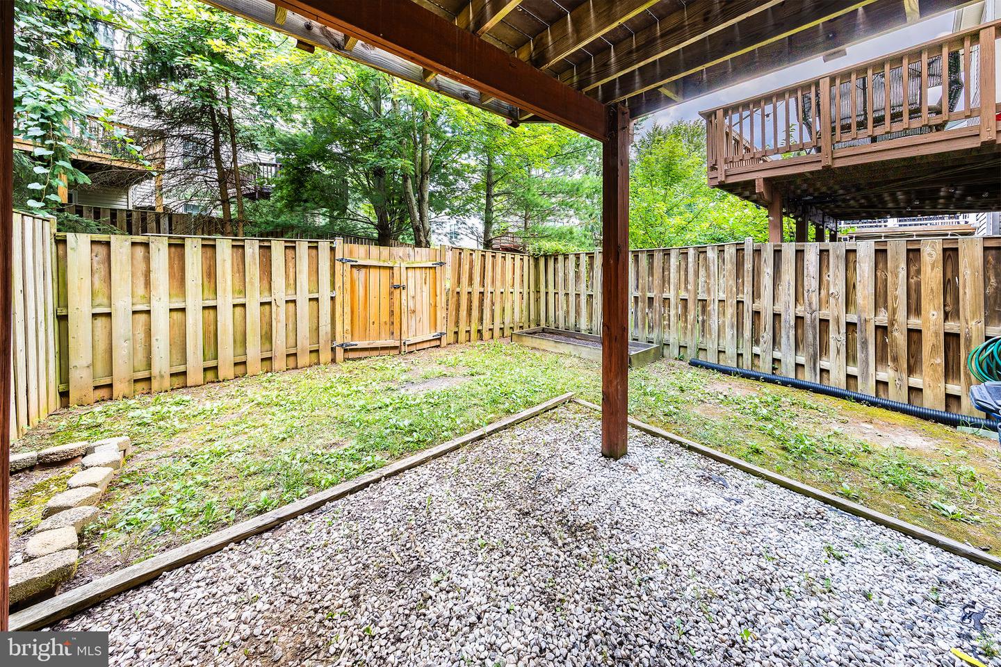 43115 Candlewick Sq Property Photo 5