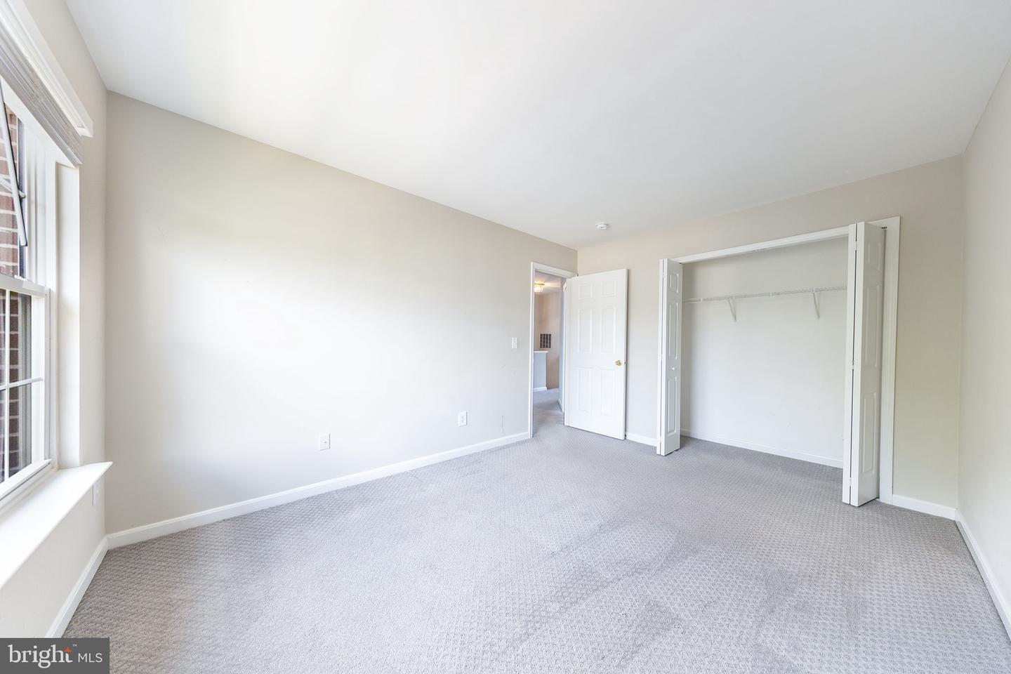 43115 Candlewick Sq Property Photo 21