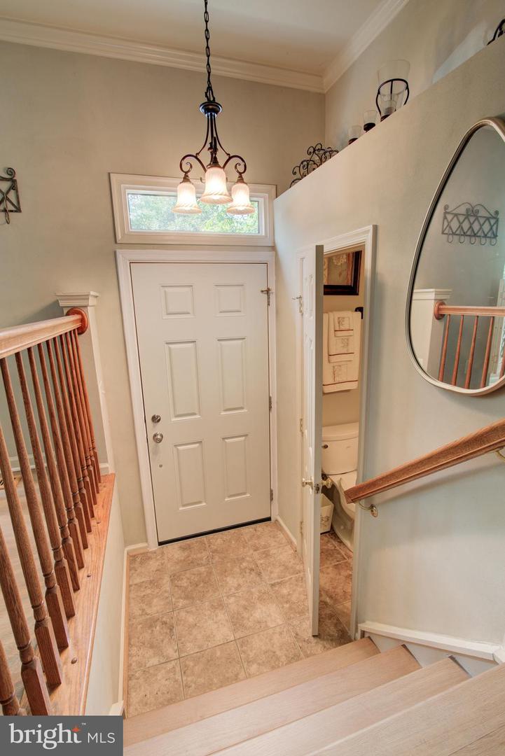 43217 Gatwick Sq Property Photo 2