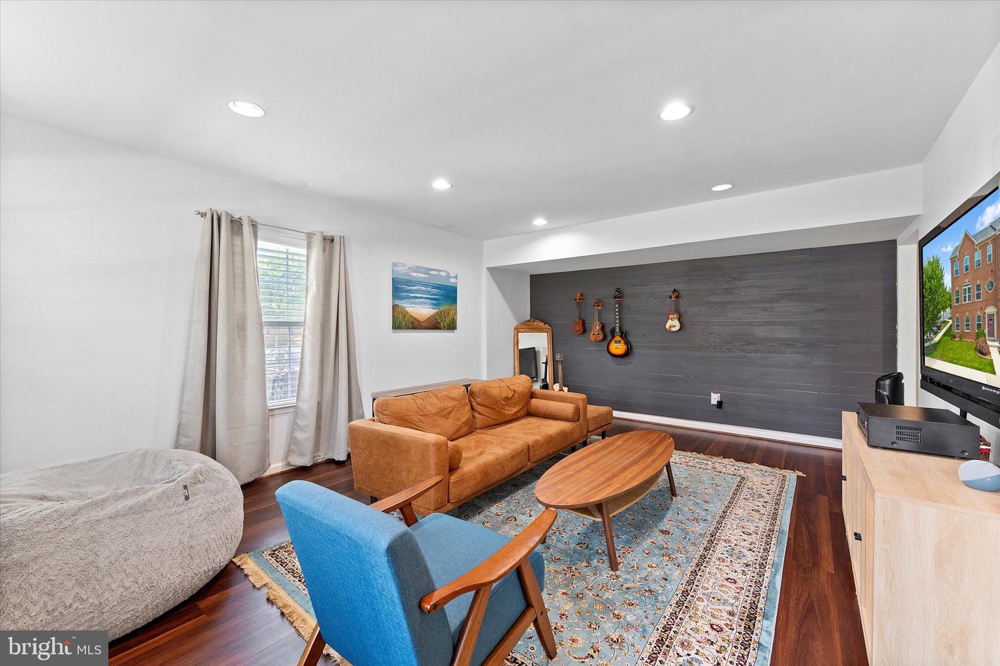 25672 Azalea Garden Ter Property Photo 4