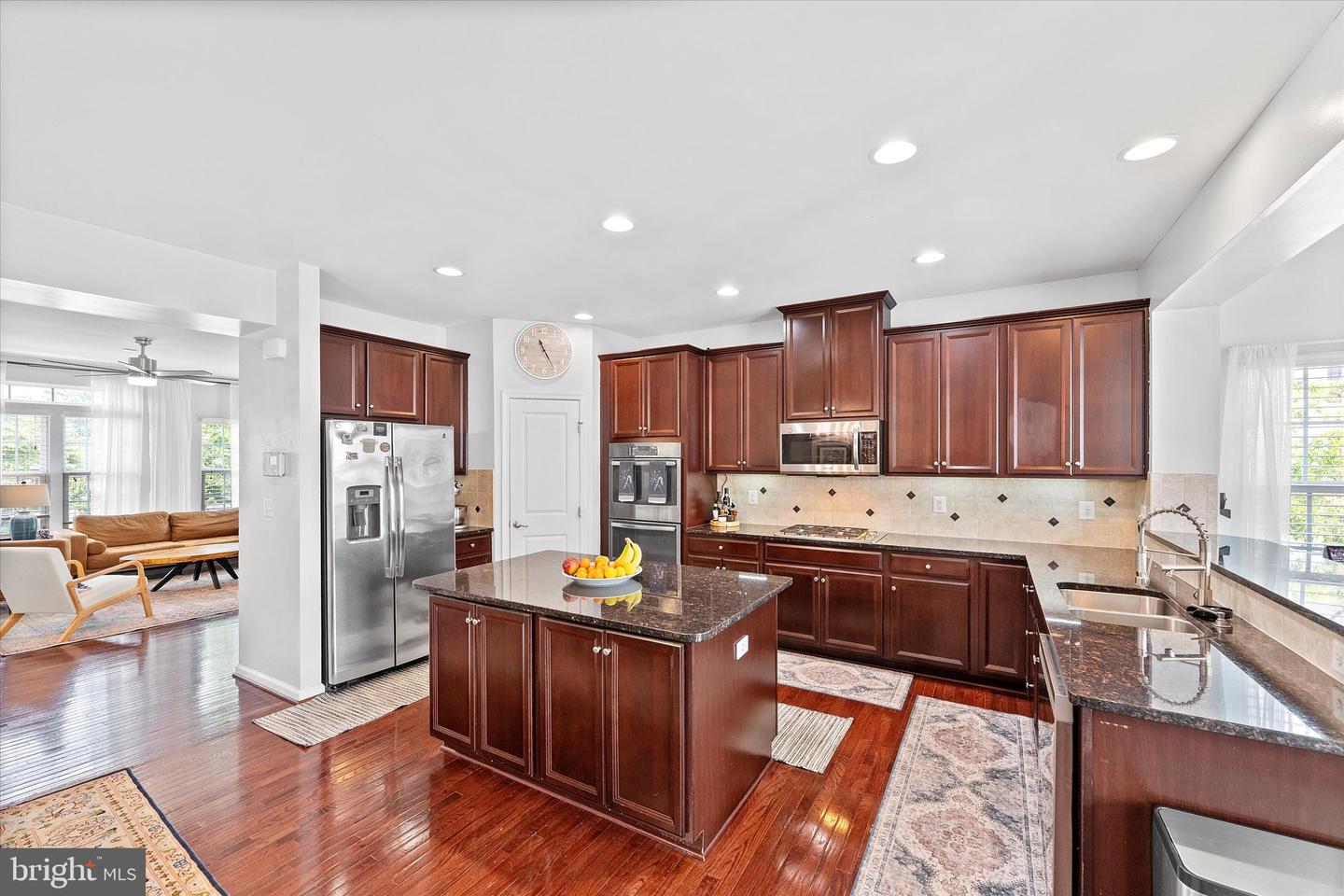 25672 Azalea Garden Ter Property Photo 8