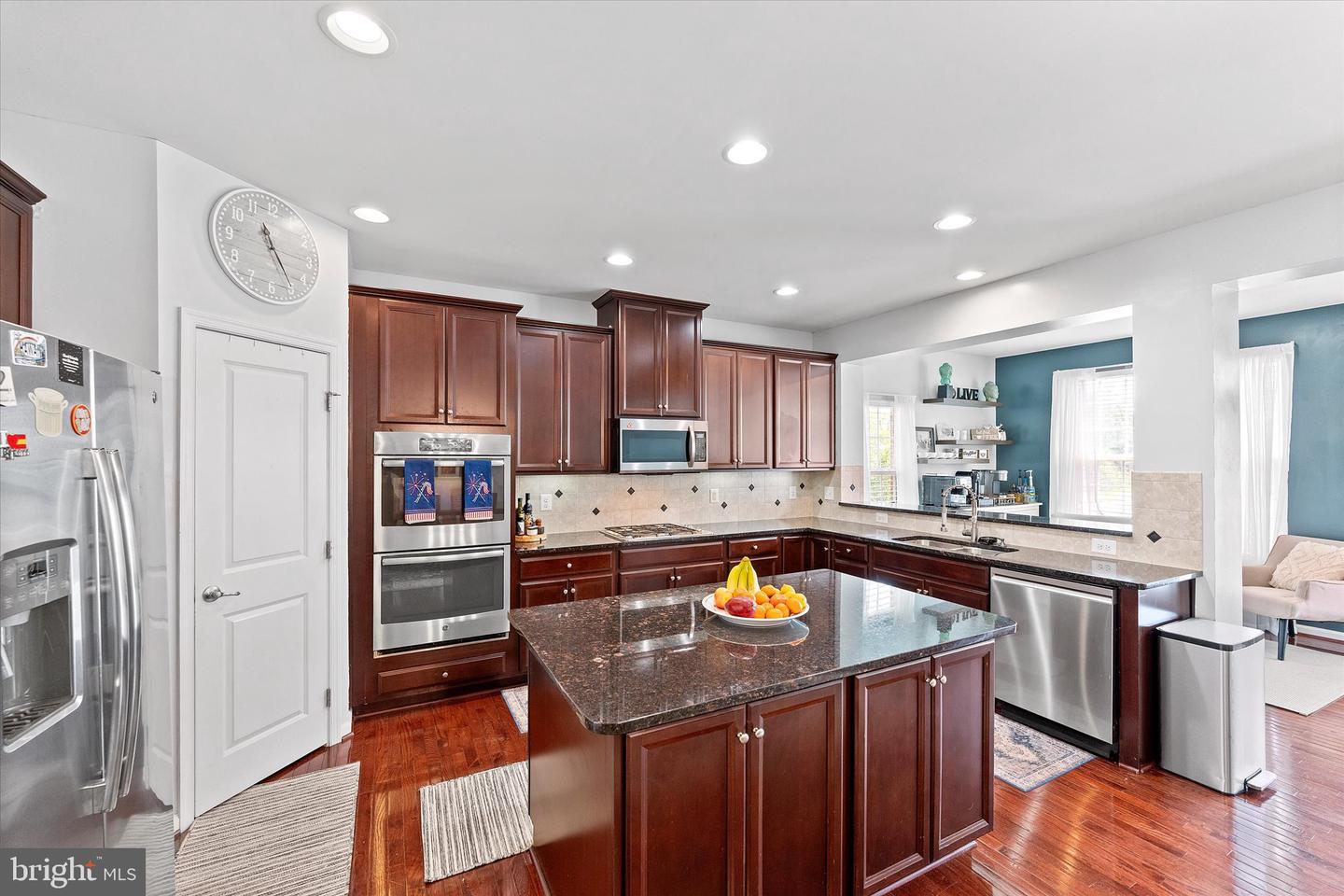 25672 Azalea Garden Ter Property Photo 9