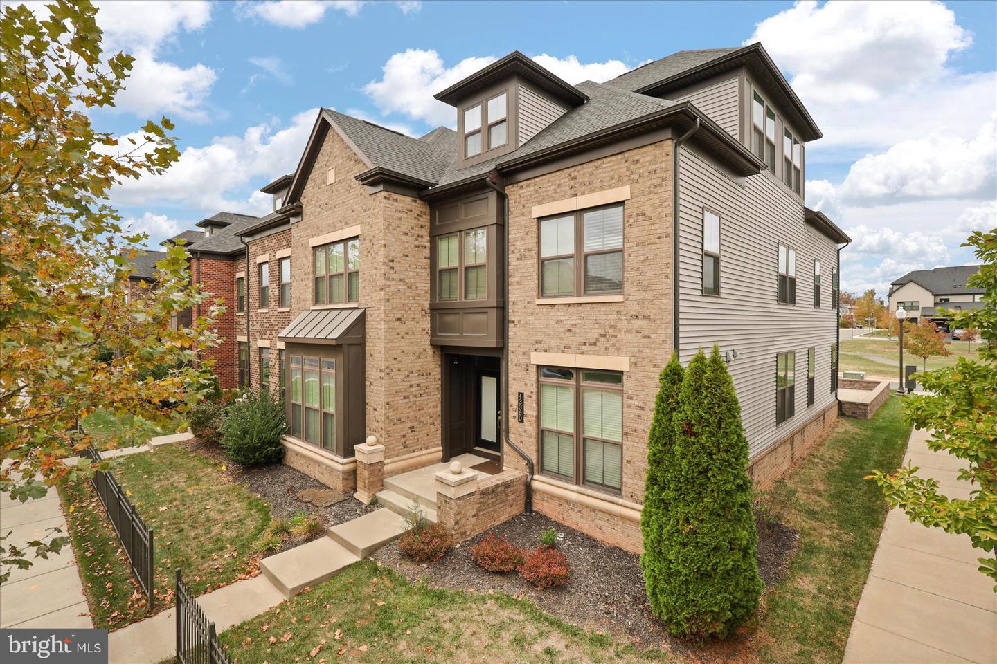 43360 Southland St Property Photo 3