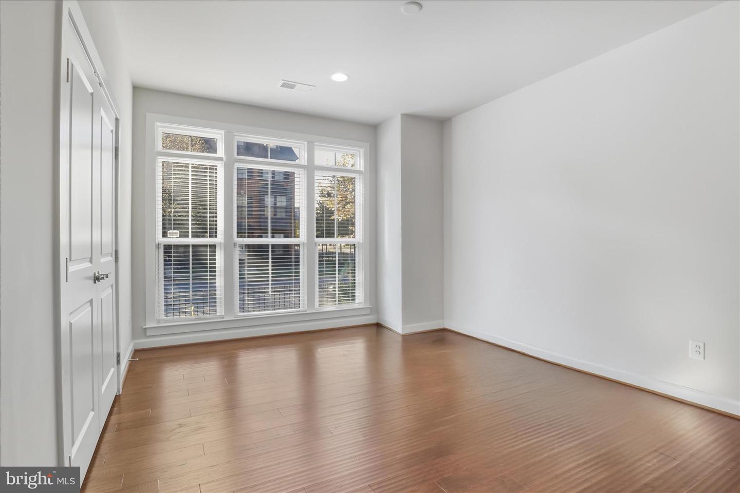 43360 Southland St Property Photo 13