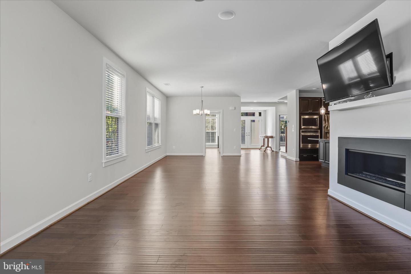 43360 Southland St Property Photo 17