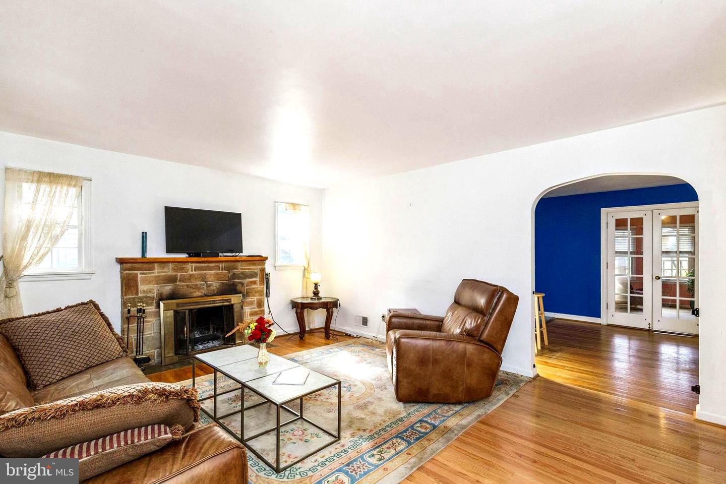 208 Chestnut St Property Photo 8