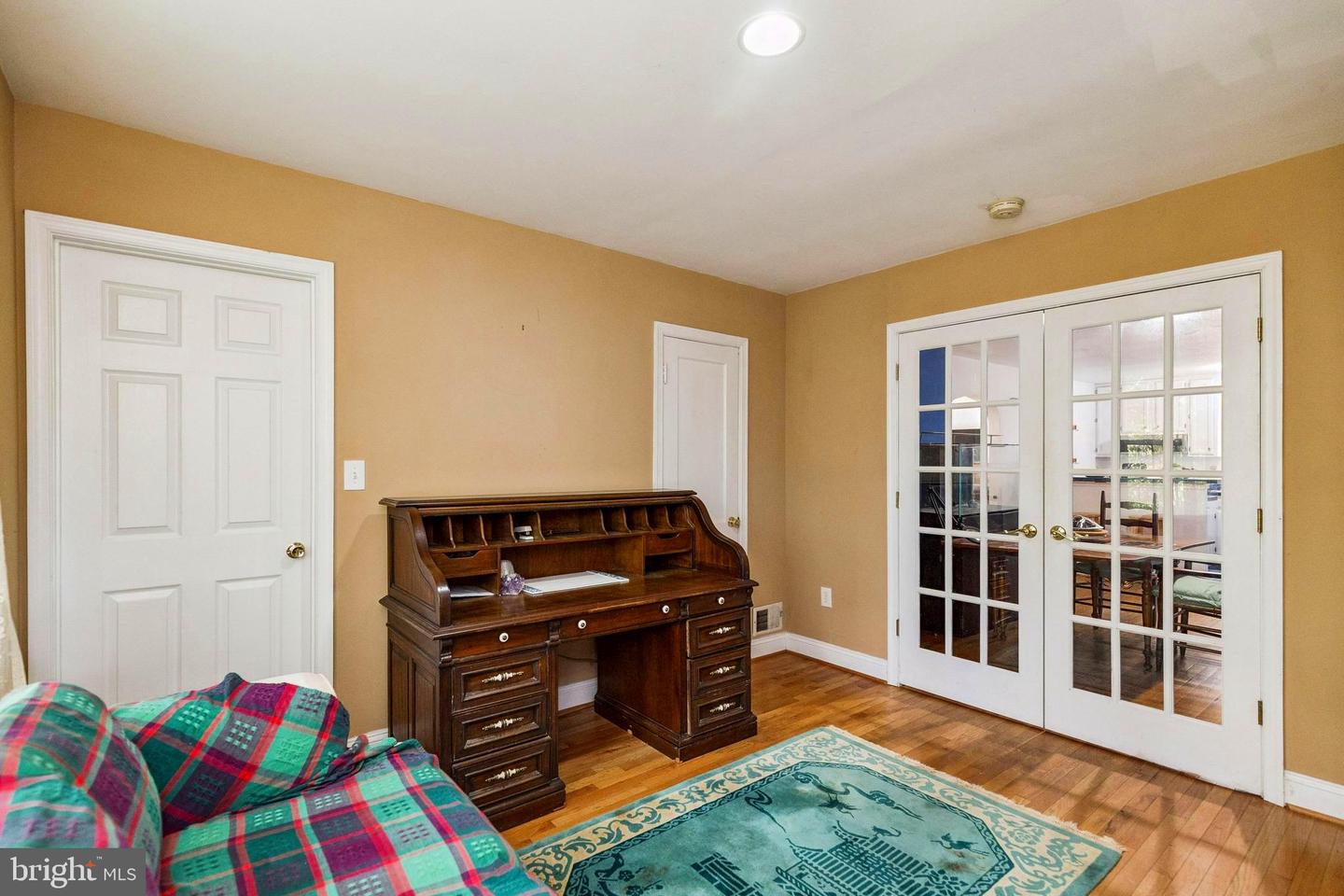 208 Chestnut St Property Photo 16