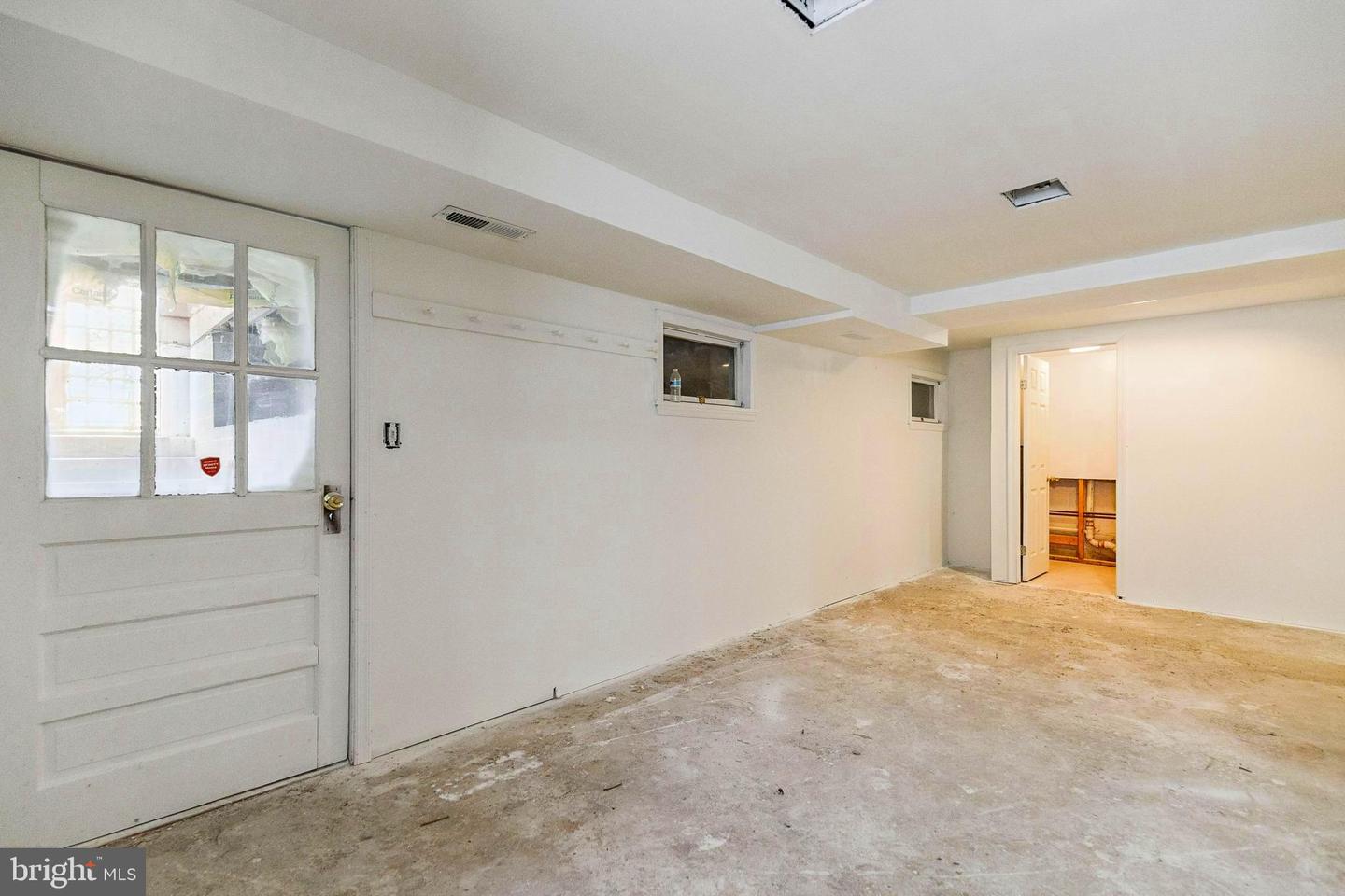 208 Chestnut St Property Photo 18