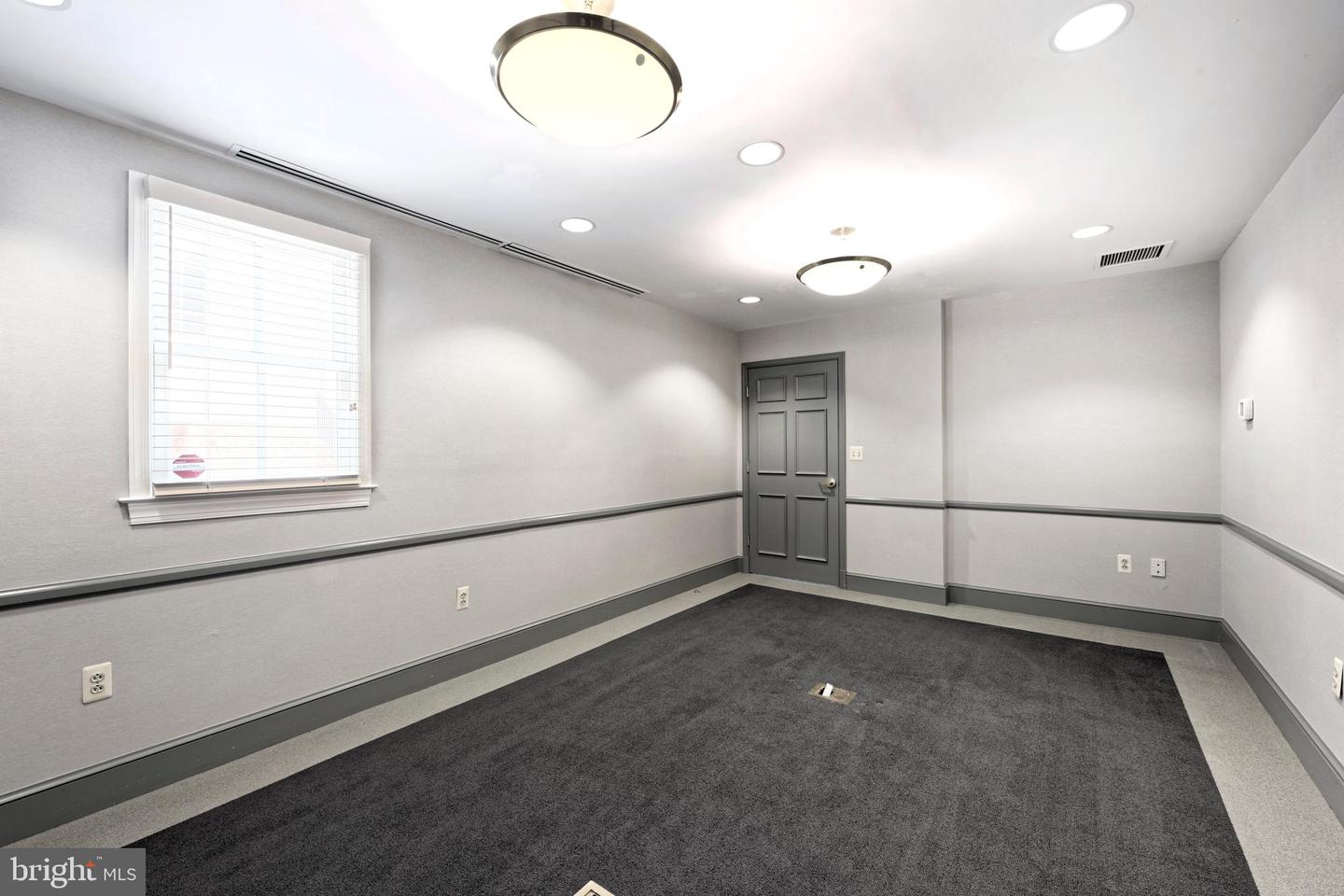6 Pendleton St Property Photo 22