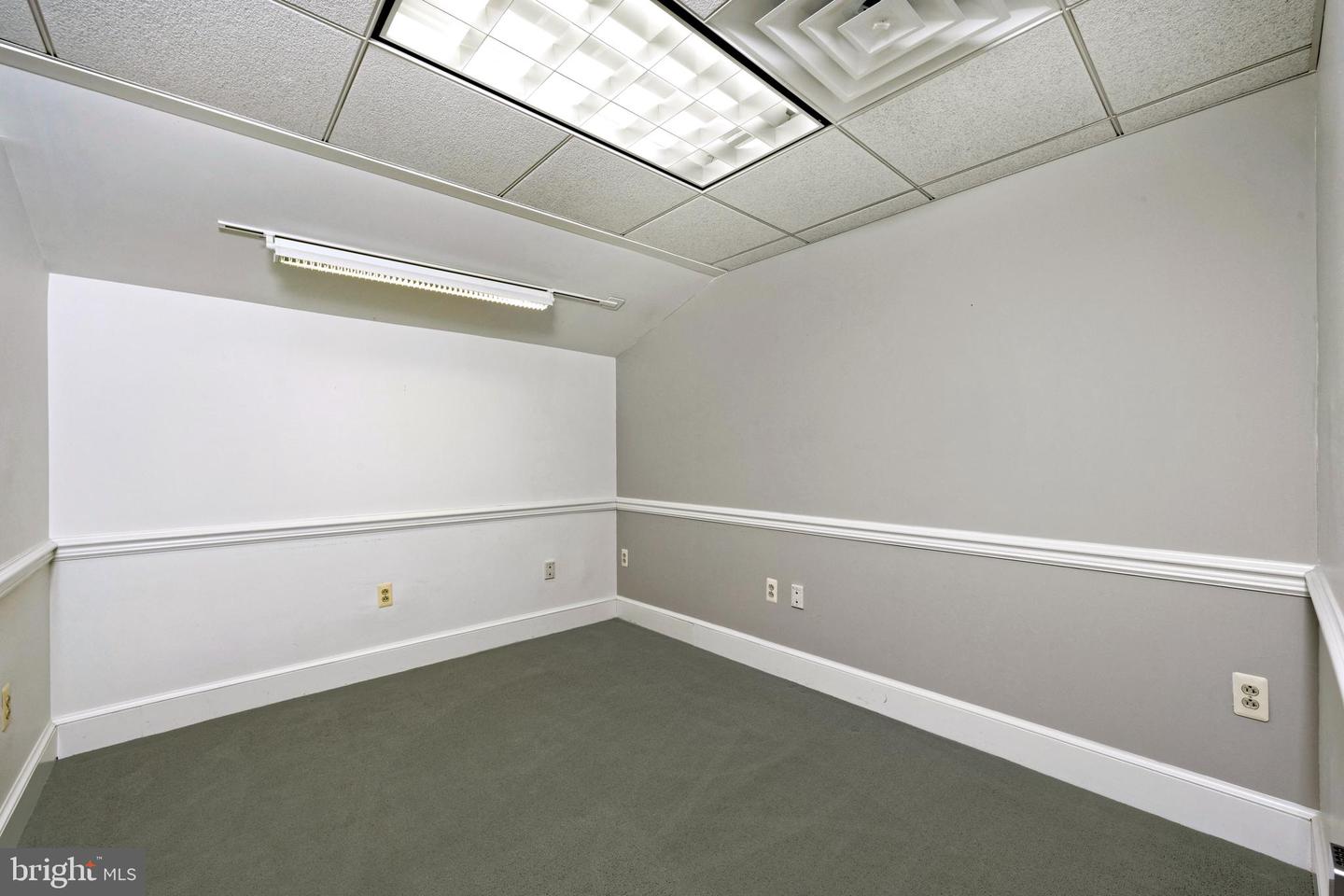 6 Pendleton St Property Photo 28