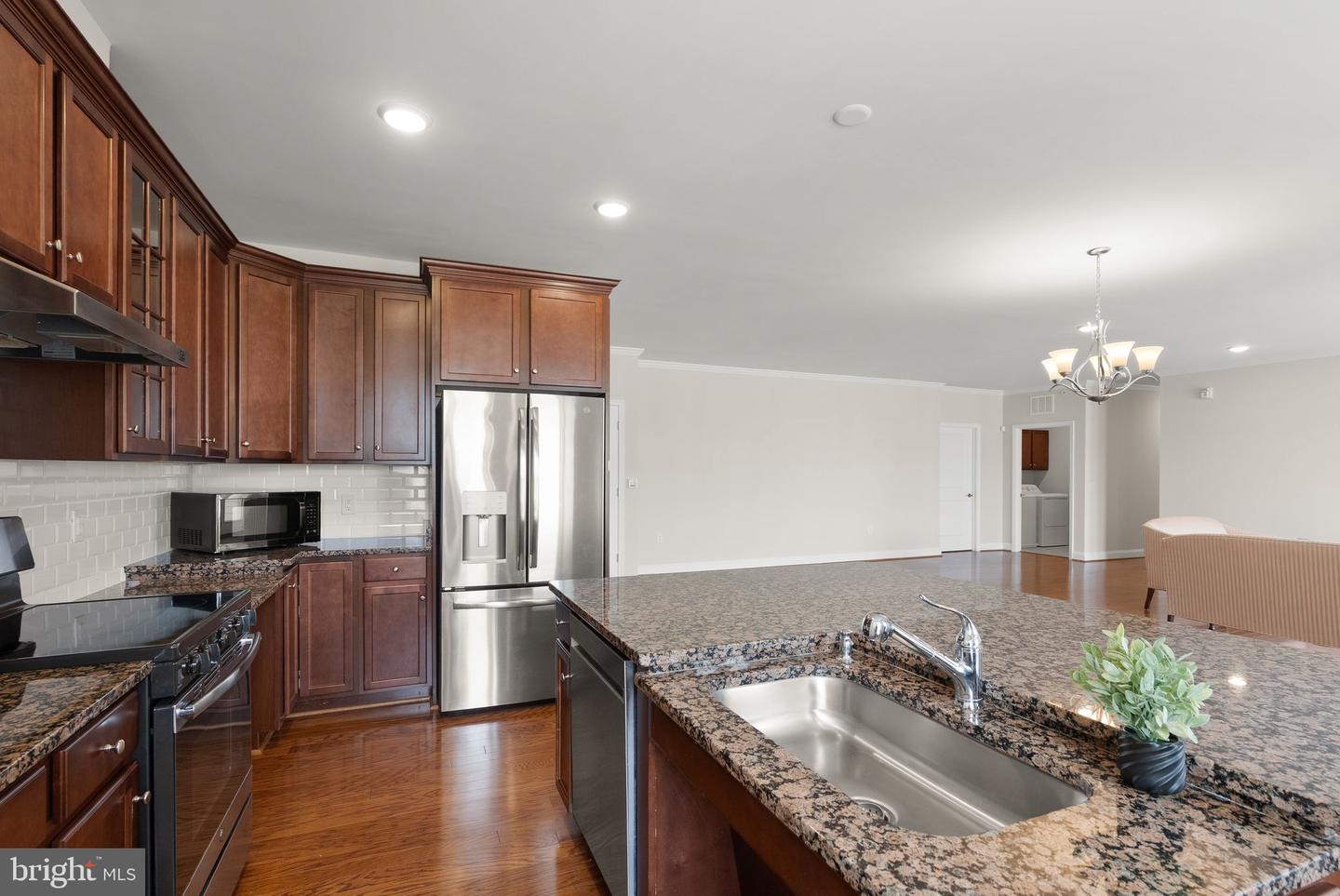 23631 Havelock Walk Ter #421 Property Photo 12
