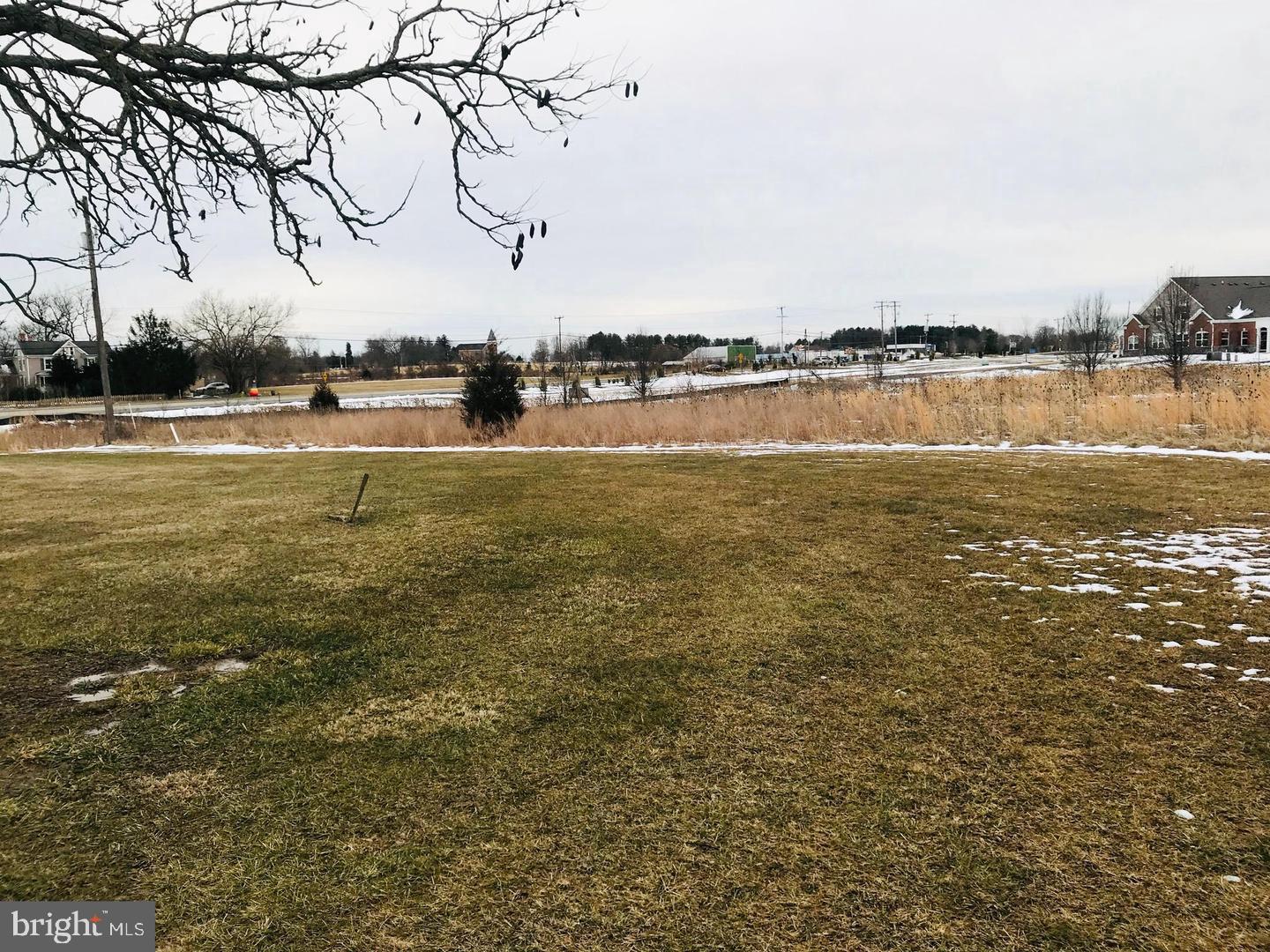 12745 Berlin Tpke Property Photo 4