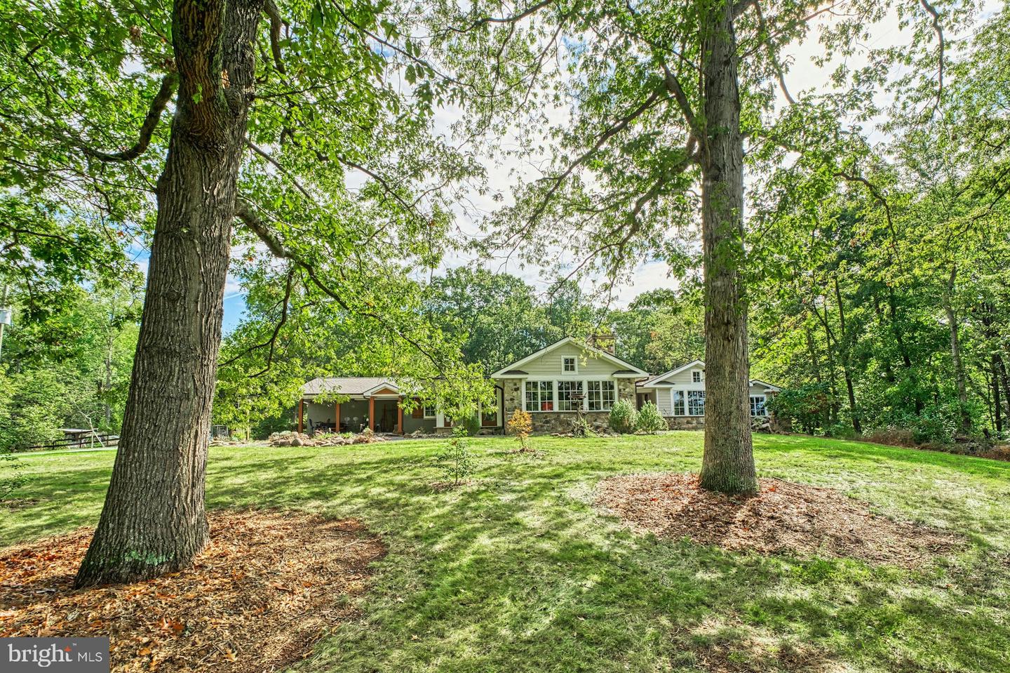 43470 Evans Pond Rd Property Photo 2