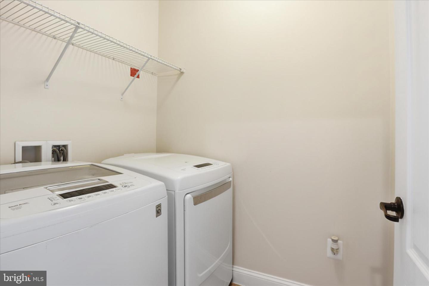 21179 Ashburn Heights Dr Property Photo 17