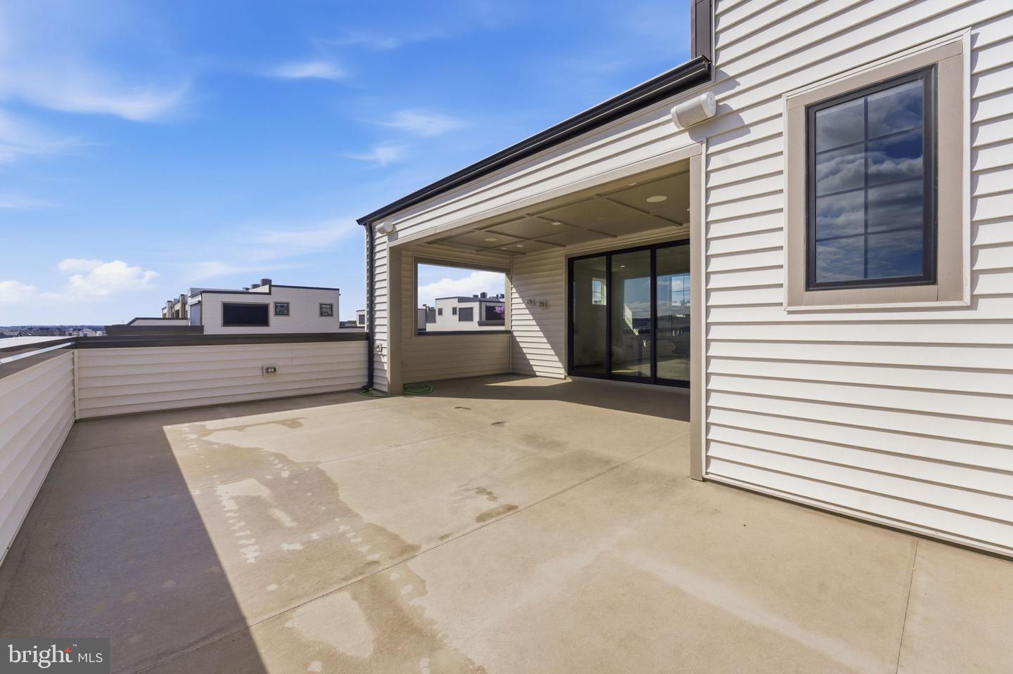 22160 Penelope Heights Ter Property Photo 45
