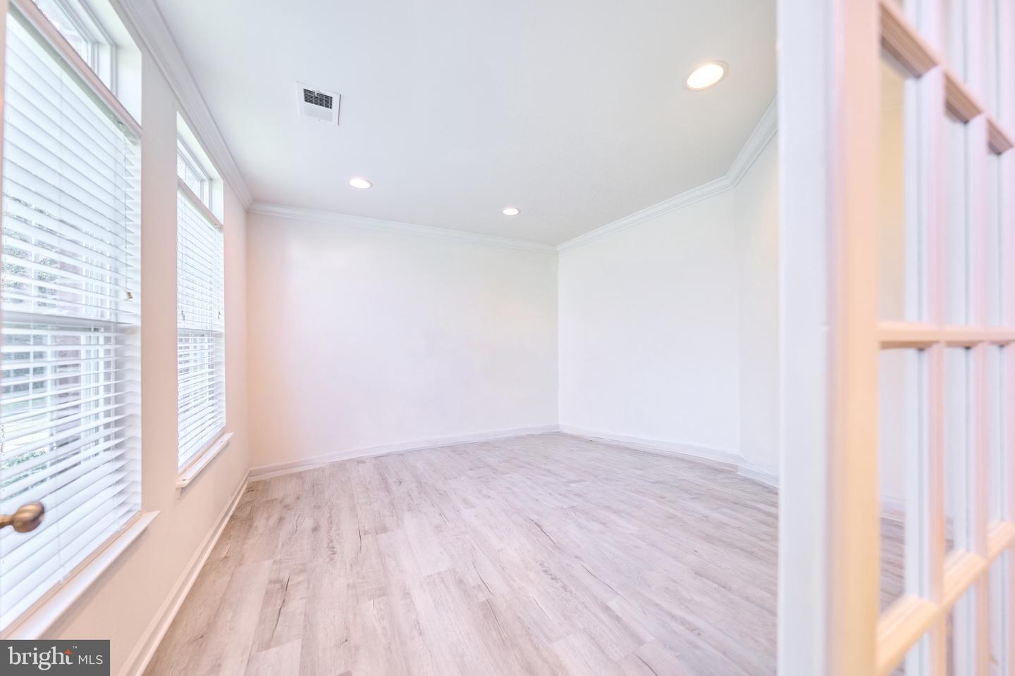 42948 Miltec Ter Property Photo 14