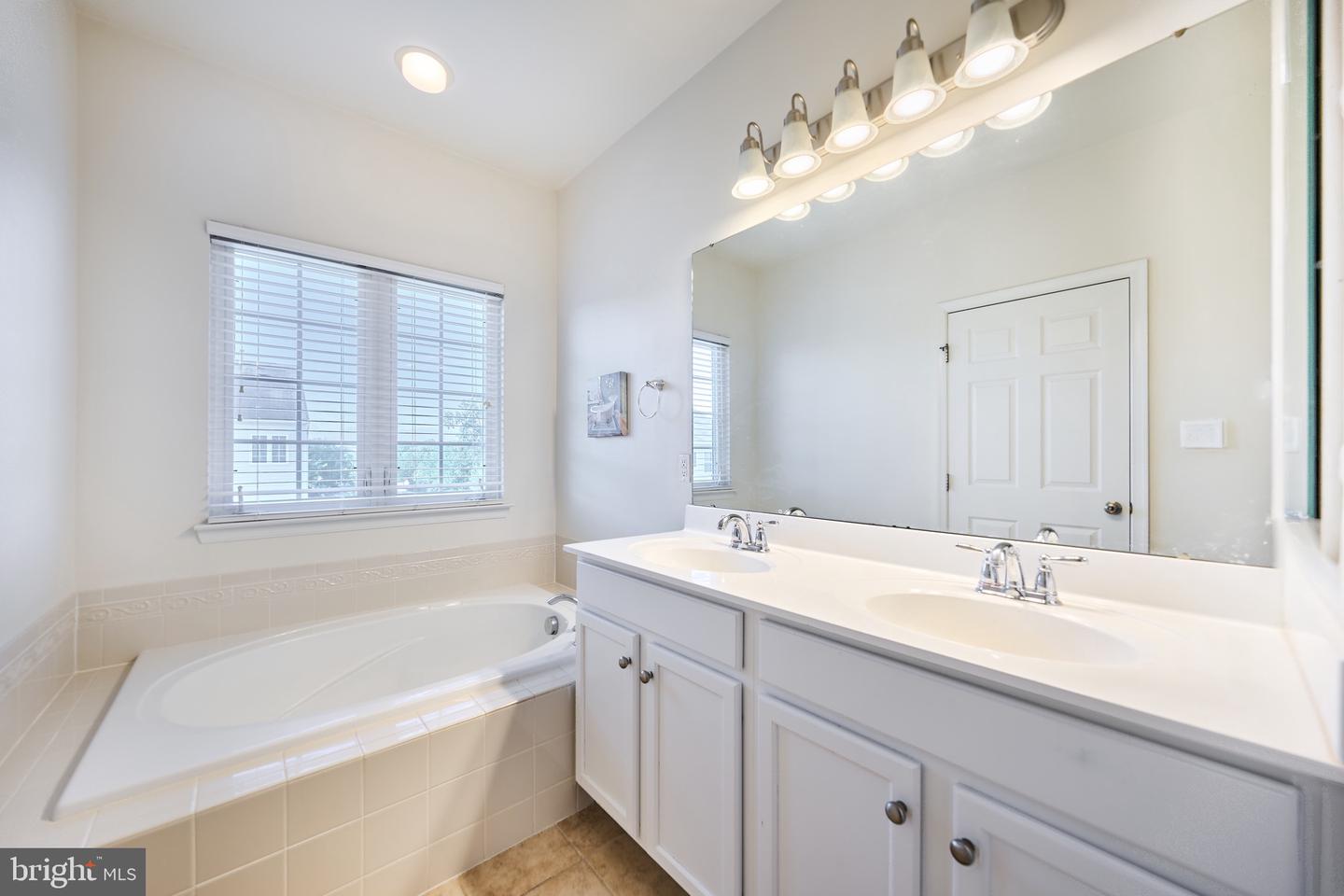 42948 Miltec Ter Property Photo 52