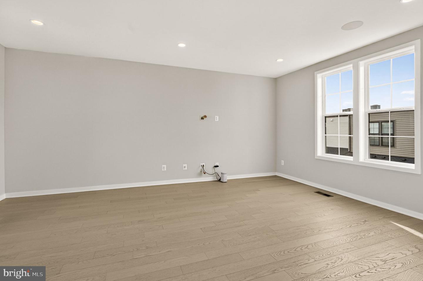 43433 Wilcox Ter Property Photo 73
